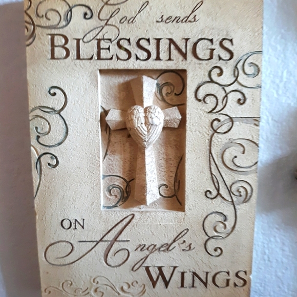 ARTISAN CERAMIC DISTRESSED WALL CROSS PLAQUE NEW! - Picture 1 of 4